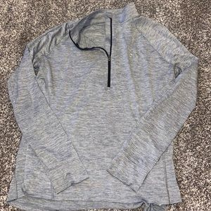 UA pullover